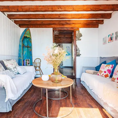 Eco Fisherman's Seafront - Fantastic Views - Private Courtyard Ferienhaus