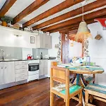 Eco Fisherman's Seafront - Fantastic Views - Private Courtyard
