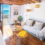 Σπίτι διακοπών Eco Fisherman's Seafront - Fantastic Views - Private Courtyard *
