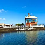 Eco Fisherman's Seafront - Fantastic Views - Private Courtyard
