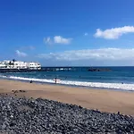 Eco Fisherman's Seafront - Fantastic Views - Private Courtyard *